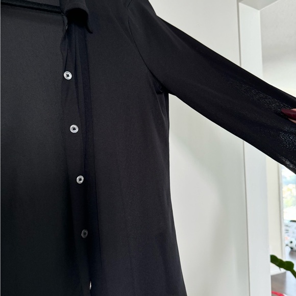 Shirt - Picture 3 of 4